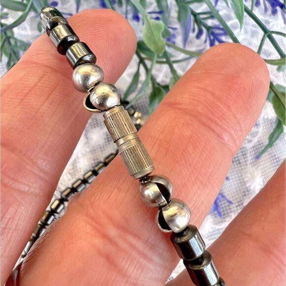 Vintage Hematite Necklace 18” - Picture 6 of 8